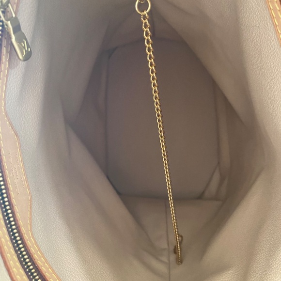 Preloved authentic Louis Vuitton bucket bag GM size - Picture 3 of 4